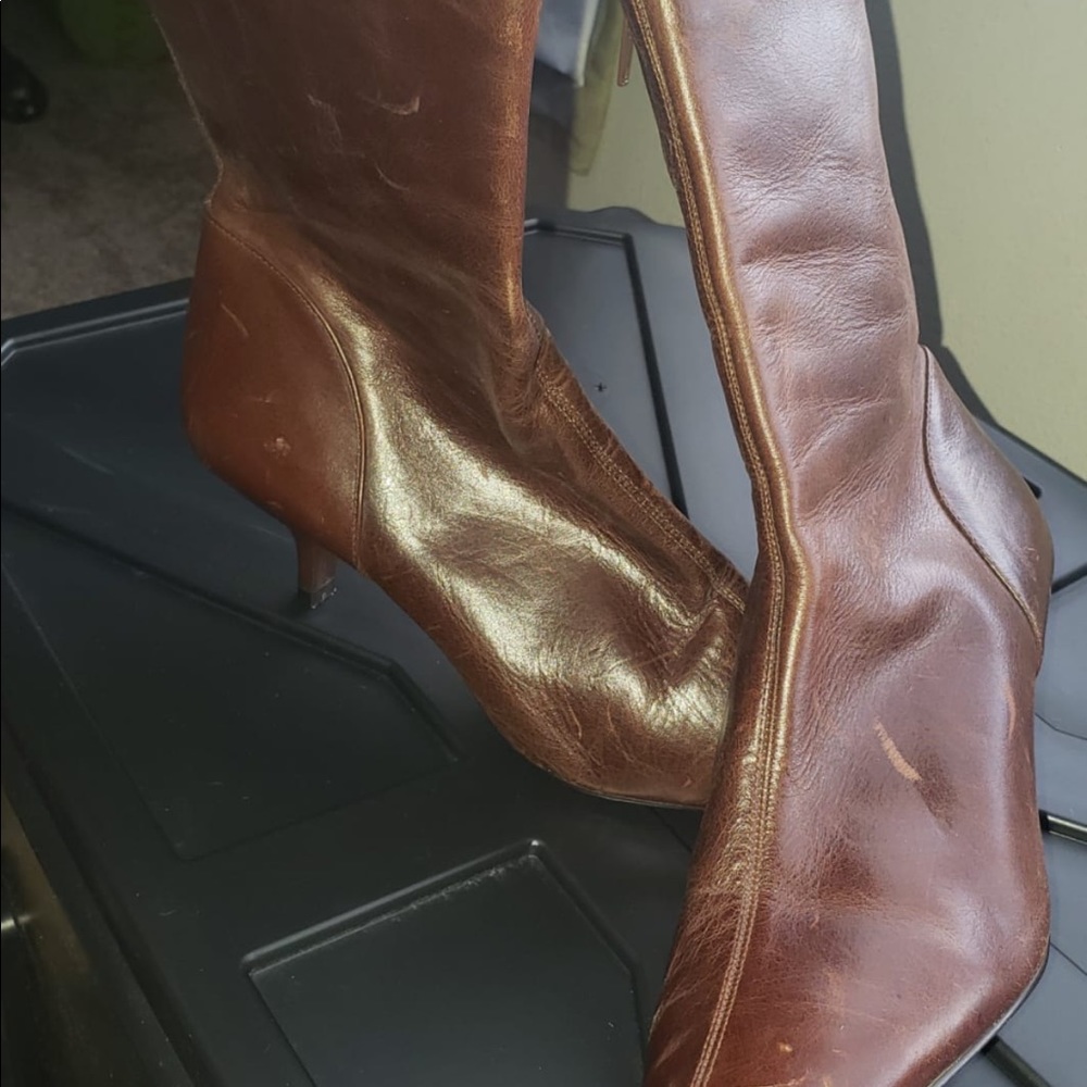 Shoes - Picture 13 of 16